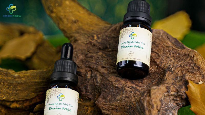 Dung dịch nhỏ tai Thuần Mộc là sản phẩm hỗ trợ chăm sóc tai chuyên biệt cho trẻ em và người lớn