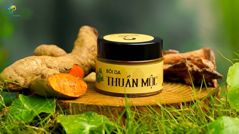 Sản phẩm chăm sóc da cho phụ nữ - Cao lá bôi da Thuần Mộc là sản phẩm chuyên biệt từ thảo dược thiên nhiên kháng khuẩn, tái tạo, chống viêm