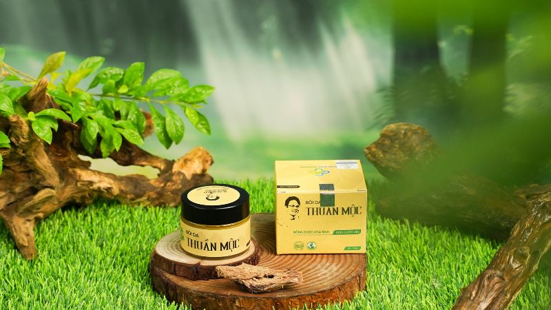 Cao lá bôi da từ thảo dược có thể sử dụng hiệu quả cho nhiều tình trạng da liễu và tổn thương mô mềm khác nhau